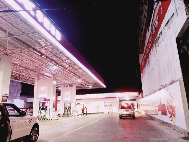 加油站洗車
